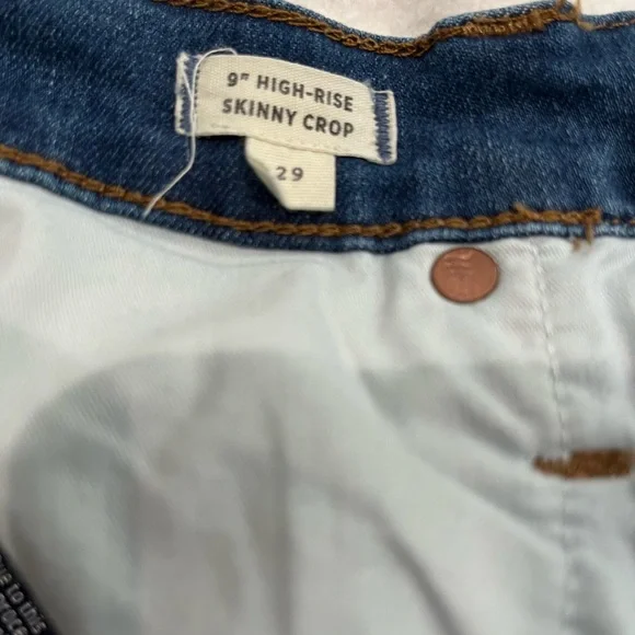 Madewell 9” High Rise Skinny Crop - Picture 10 of 12